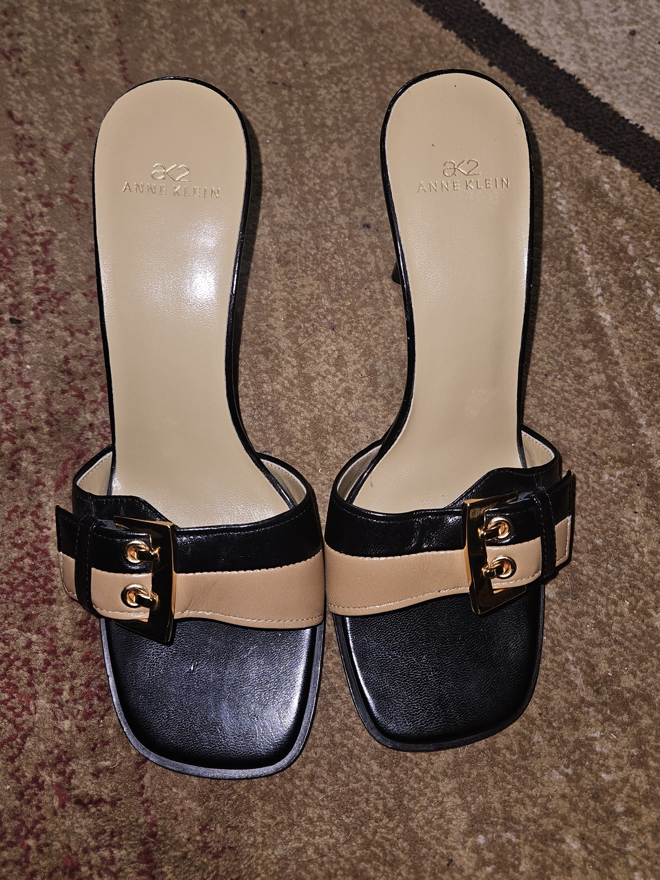 Anne Klein Black And Beige Buckle Slide Mules